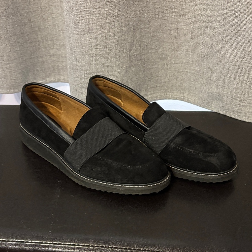 Women's Black Loafers Size 11